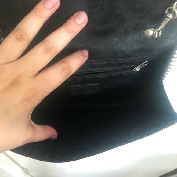 Black Purse - Picture 3 of 4